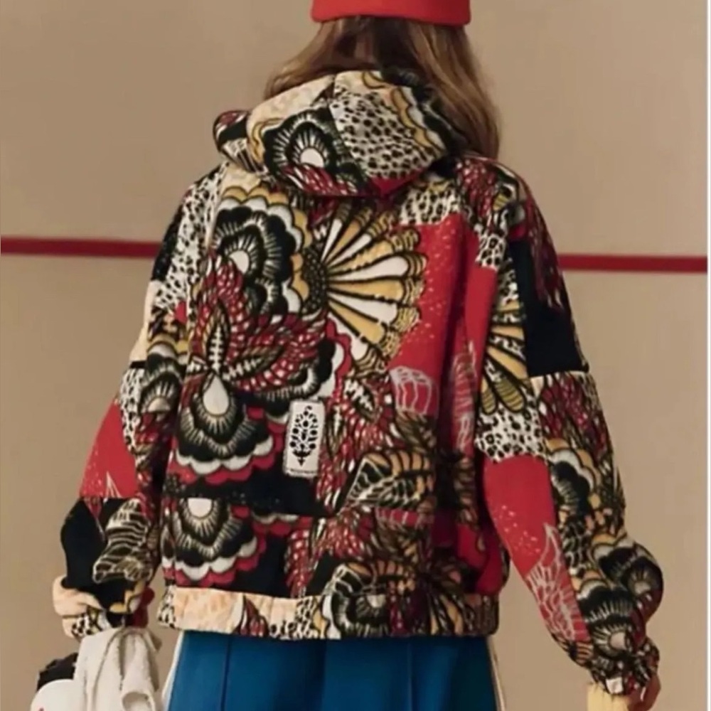 Free People Wild and Free Printed Fleece Pullover in Wildflower Combo Medium